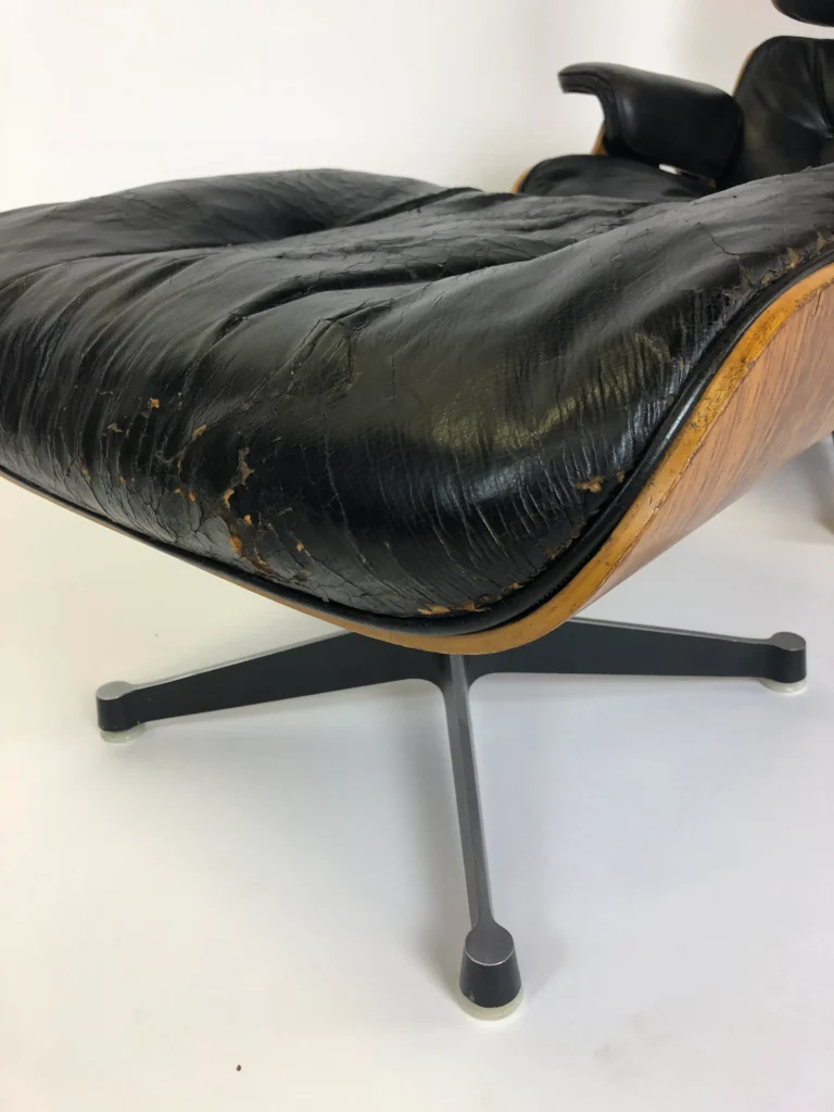 EAMES LOUNGE CHAIR AND OTTOMAN