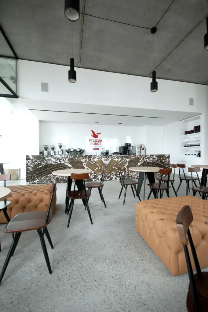 Pelican Rouge Antwerpen